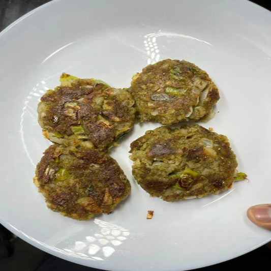 Tomato and Moringa Poha Cutlets